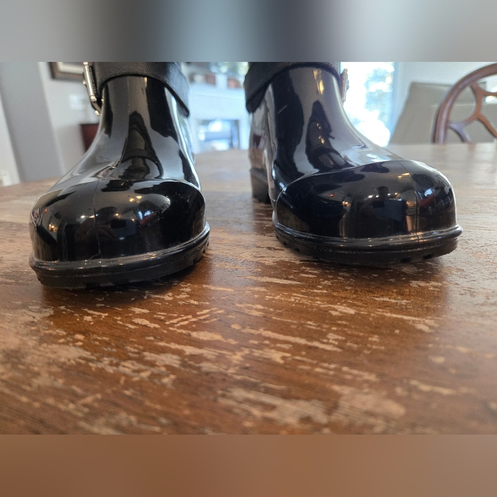 MICHAEL KORS Black Women's Boots - Picture 9 of 11